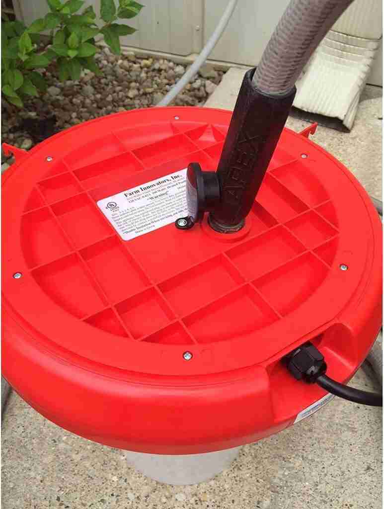 3 Gallon Heated Plastic Poultry Fount