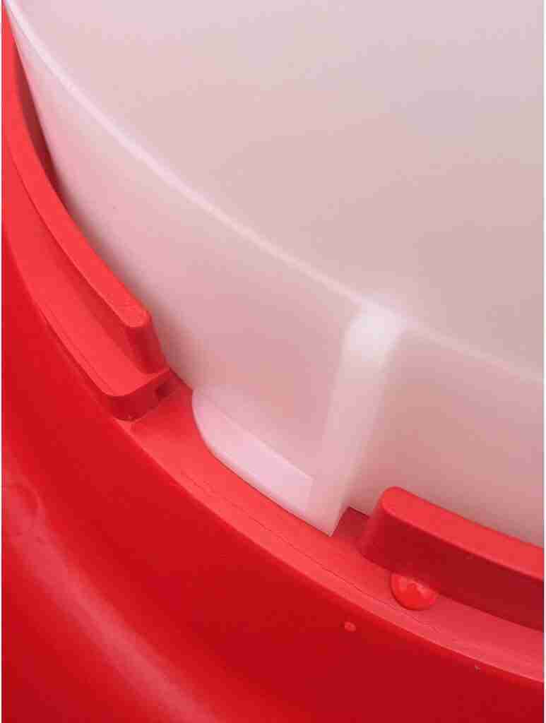 3 Gallon Heated Plastic Poultry Fount