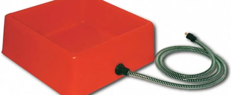 Heated Pet Bowl 1.25 Gal. (RED)