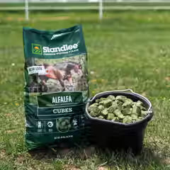 Standlee Alfalfa Cubes